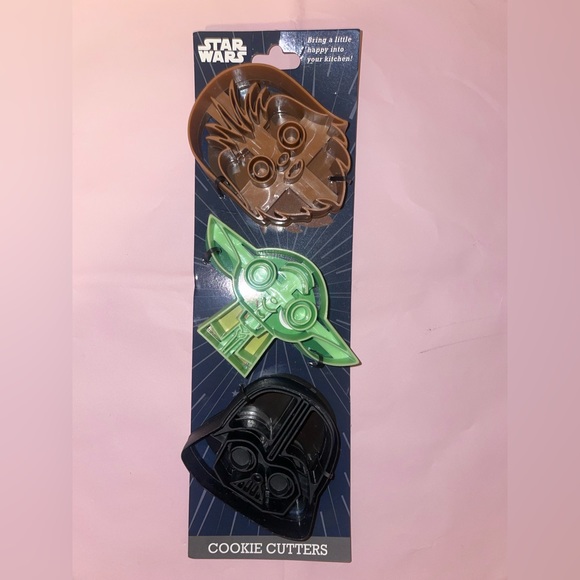 Star Wars Cookie Cutter Set of 3 Chewbacca Yoda & Darth Vader 4 1/4”x 3 1/2” NEW - Picture 3 of 4
